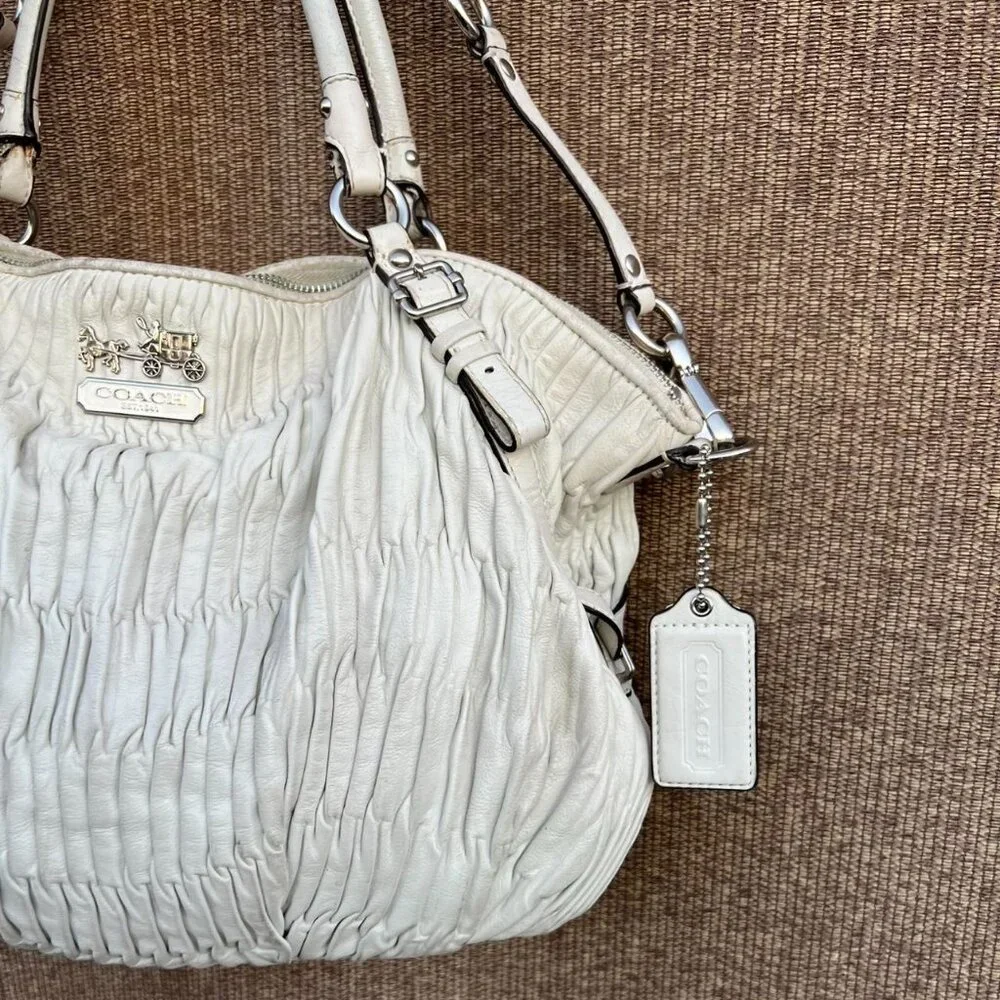Coach Y2K Madison Sophia gathered leather satchel in a white Bone RARE - Picture 2 of 8
